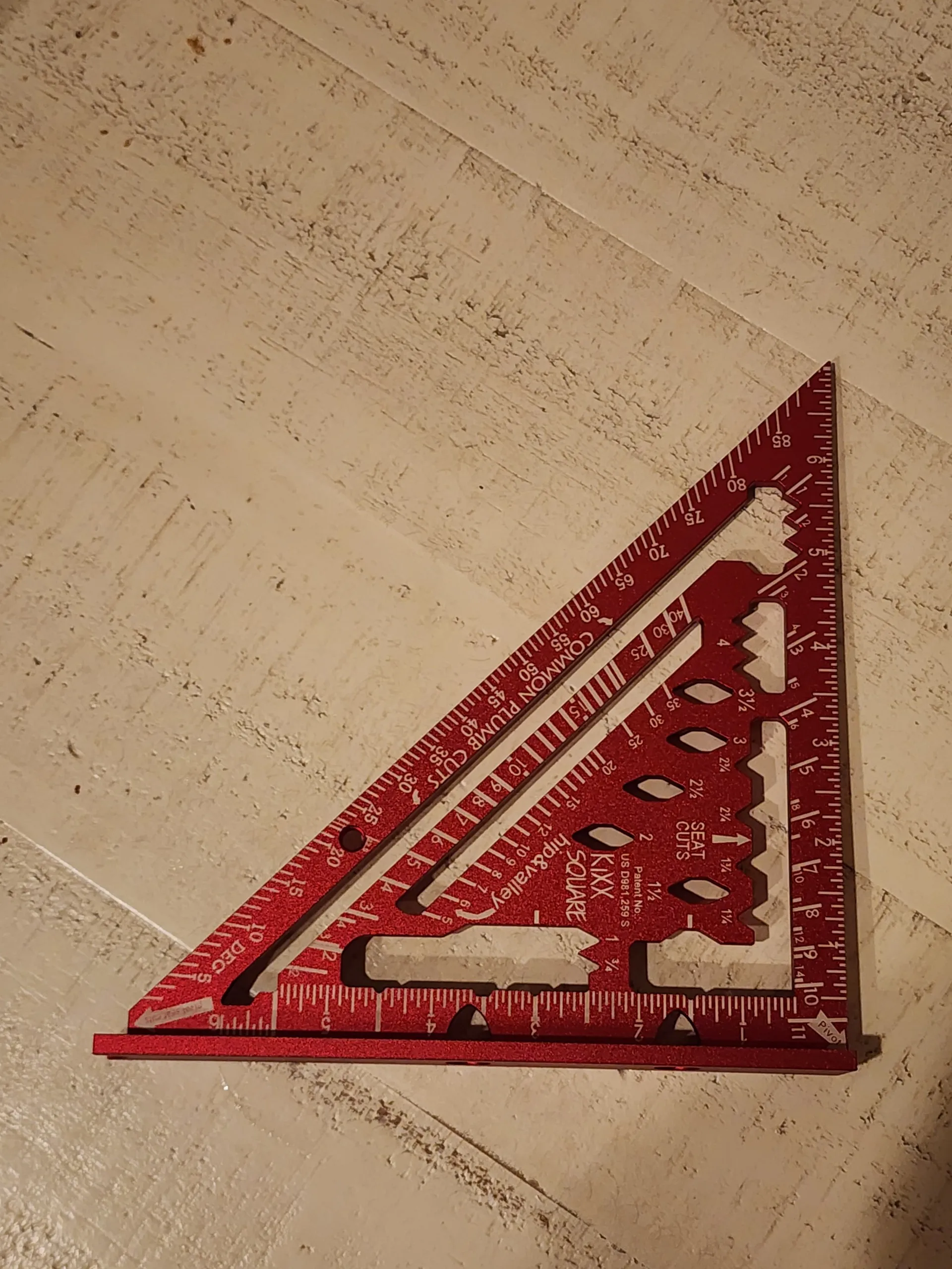 KiXX Square Bolt Feature